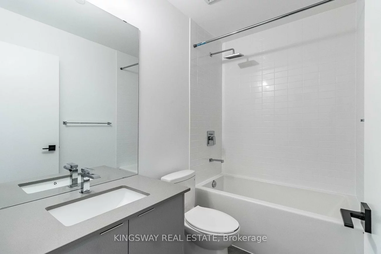 2481, Taunton, 1015 - RO River Oaks, Oakville