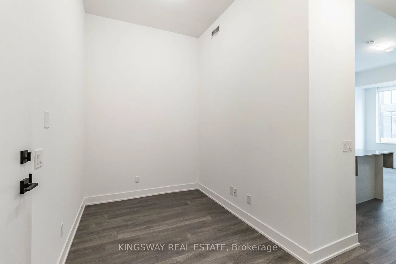 2481, Taunton, 1015 - RO River Oaks, Oakville