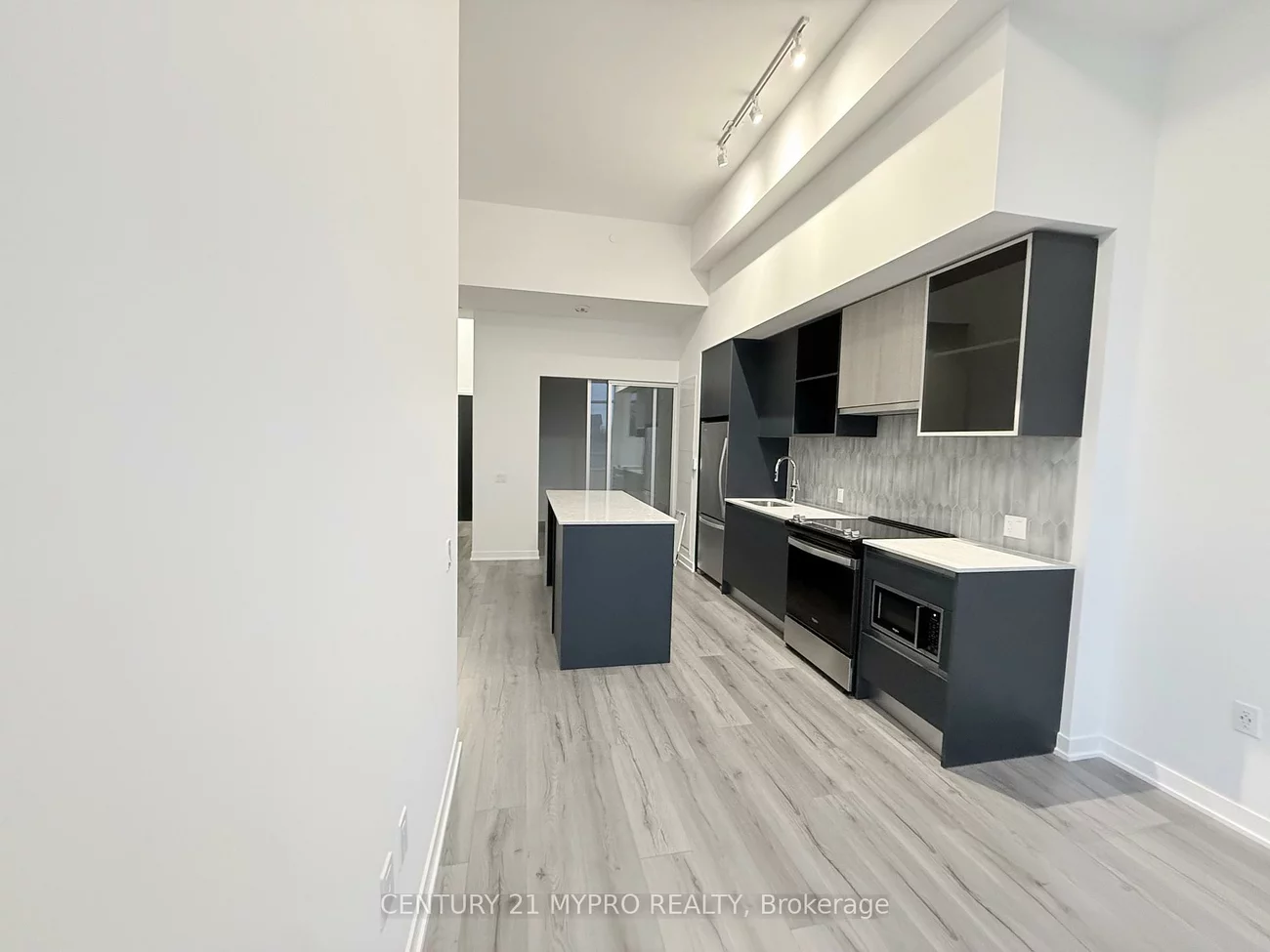395, Dundas, 1008 - GO Glenorchy, Oakville