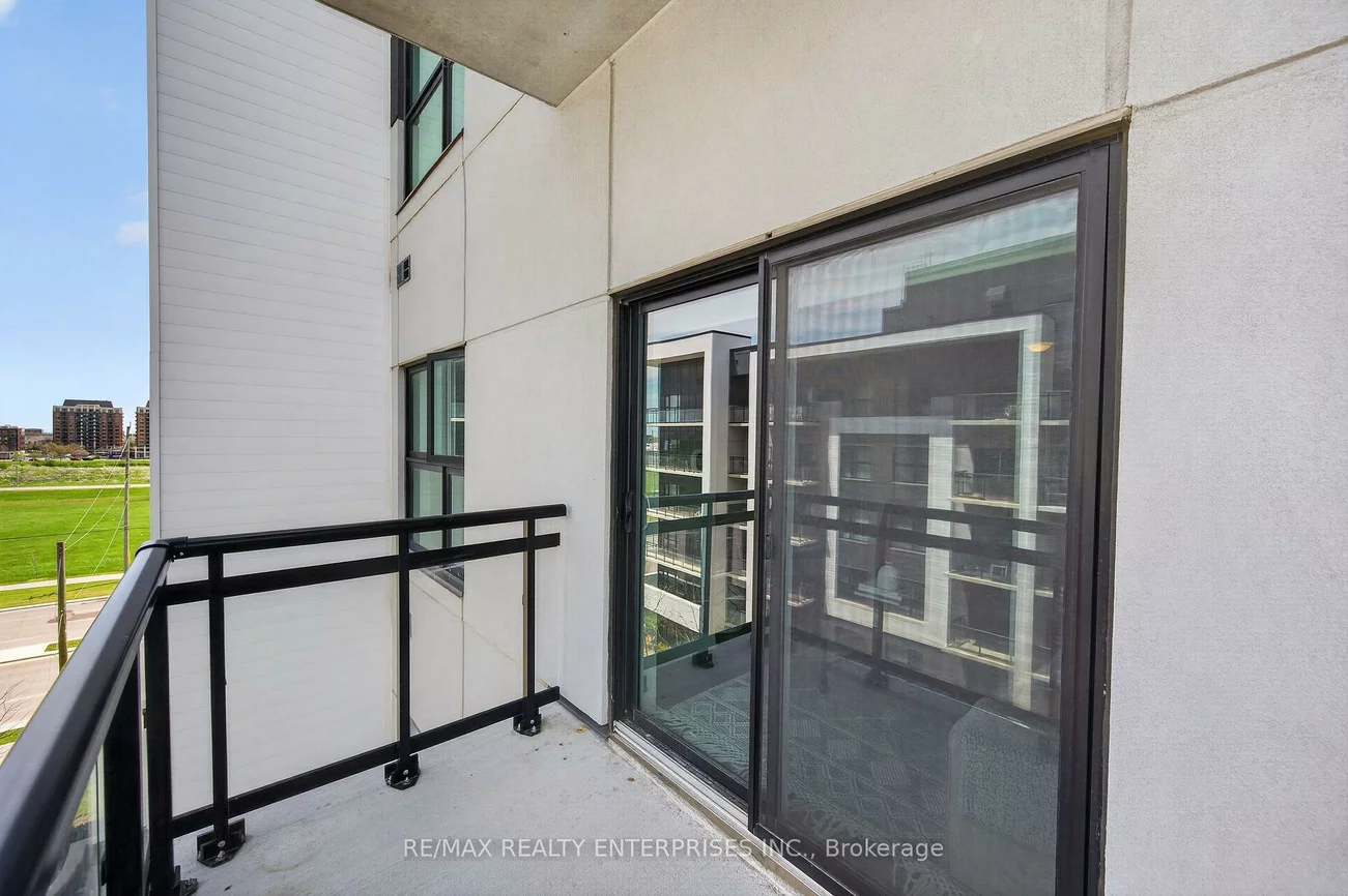 102, Grovewood, 1008 - GO Glenorchy, Oakville