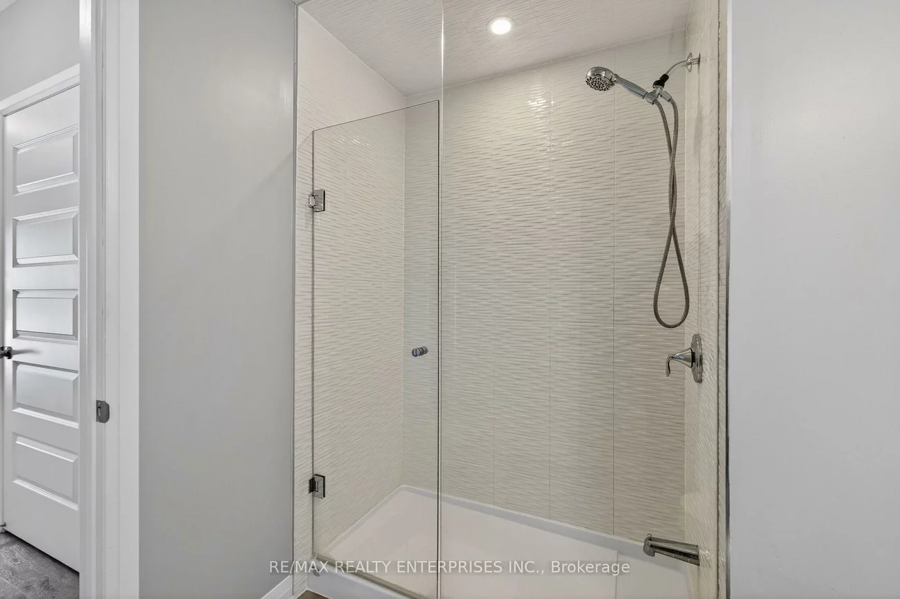 102, Grovewood, 1008 - GO Glenorchy, Oakville