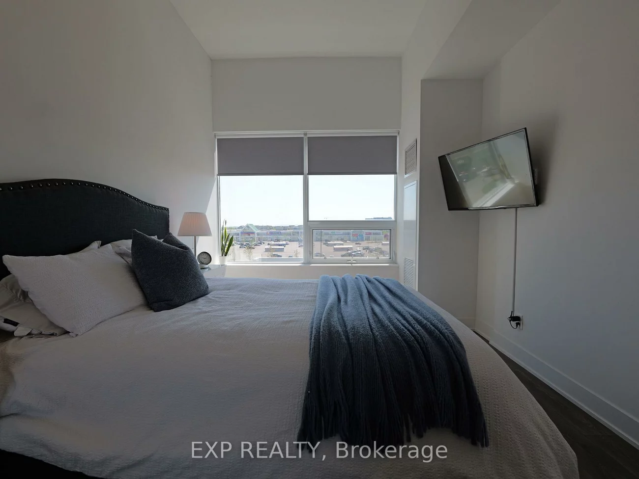 2481, Taunton, 1015 - RO River Oaks, Oakville