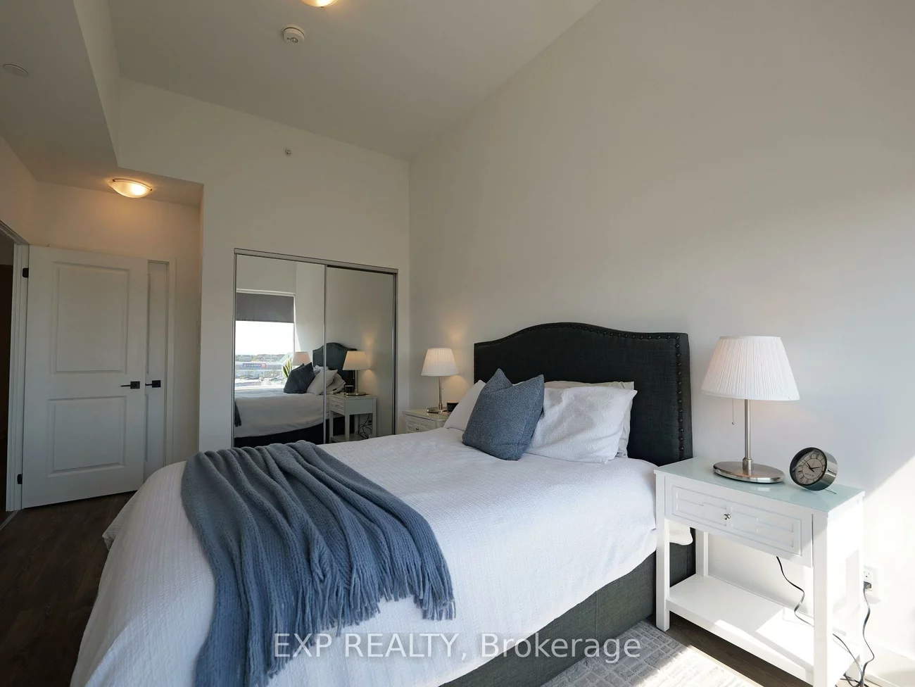 2481, Taunton, 1015 - RO River Oaks, Oakville