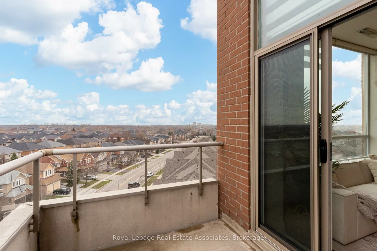 2470, Prince Michael, 1009 - JC Joshua Creek, Oakville
