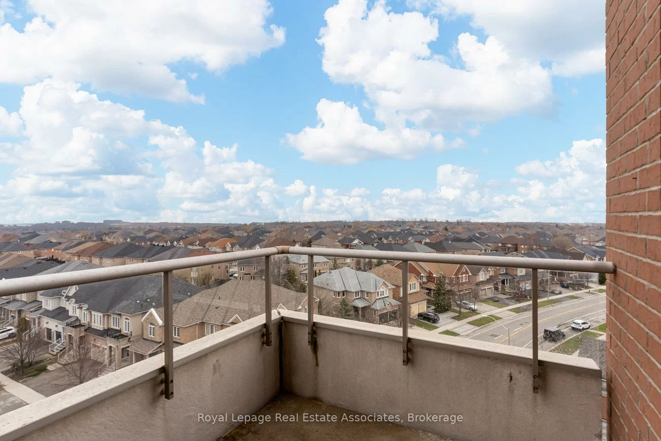 2470, Prince Michael, 1009 - JC Joshua Creek, Oakville