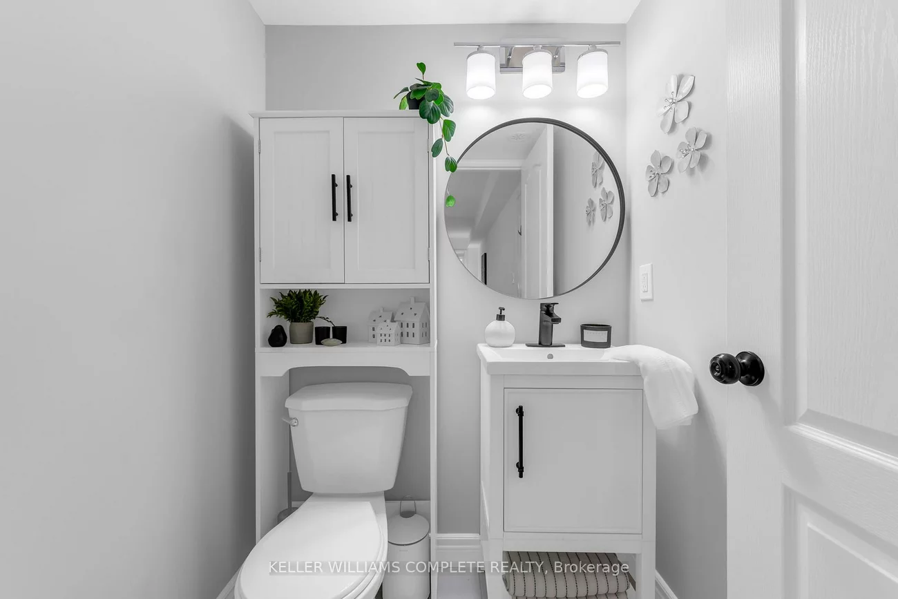 2468, POST, 1015 - RO River Oaks, Oakville