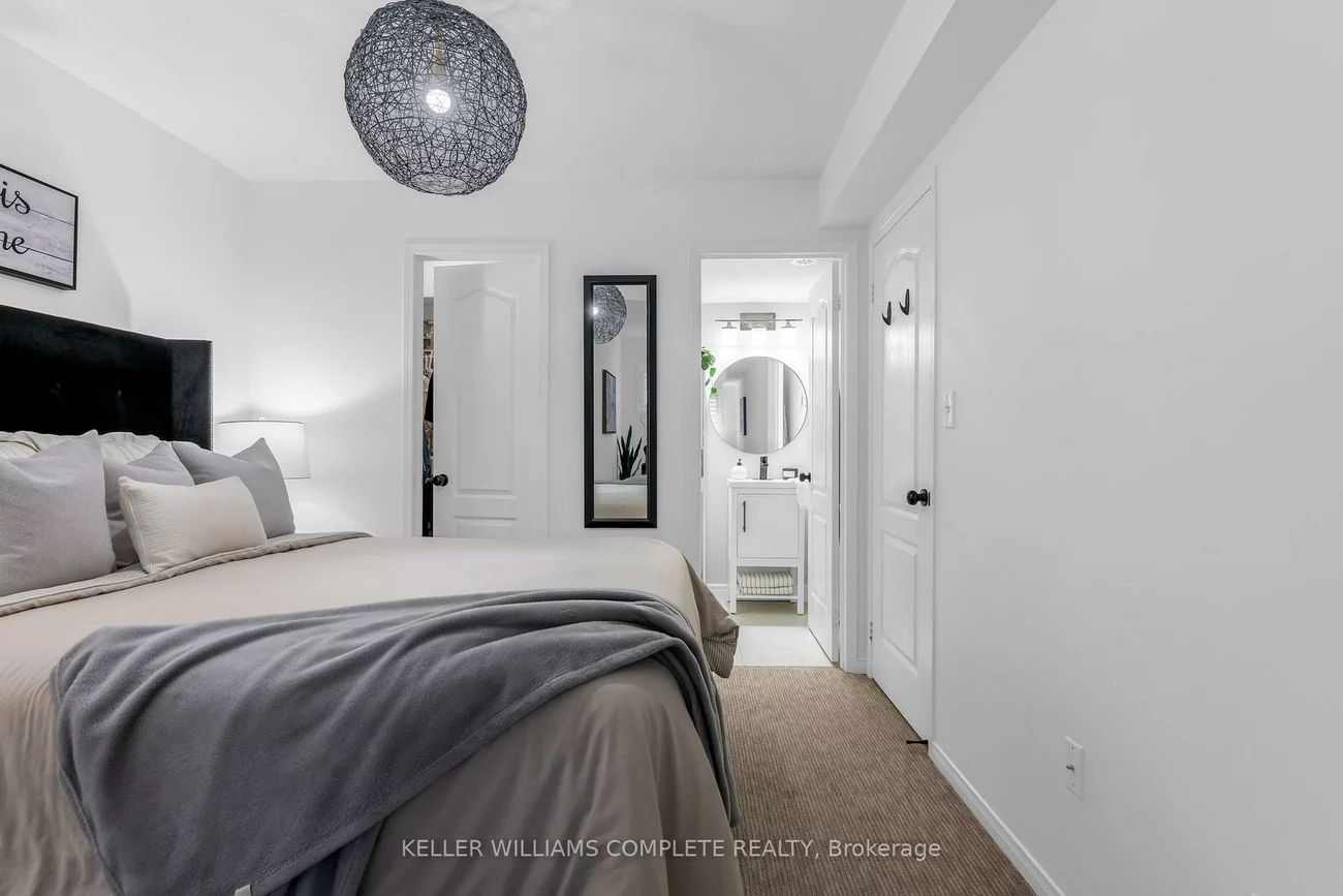 2468, POST, 1015 - RO River Oaks, Oakville