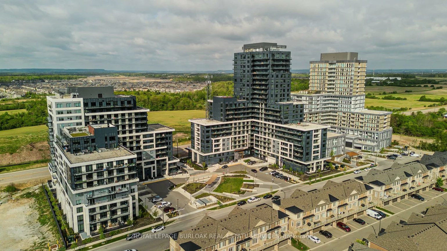3200, William Coltson, 1040 - OA Rural Oakville, Oakville