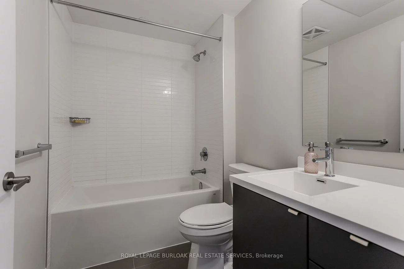 3200, William Coltson, 1040 - OA Rural Oakville, Oakville