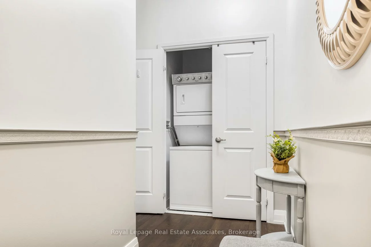 65, Speers, 1002 - CO Central, Oakville