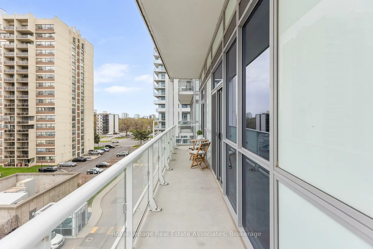 65, Speers, 1002 - CO Central, Oakville