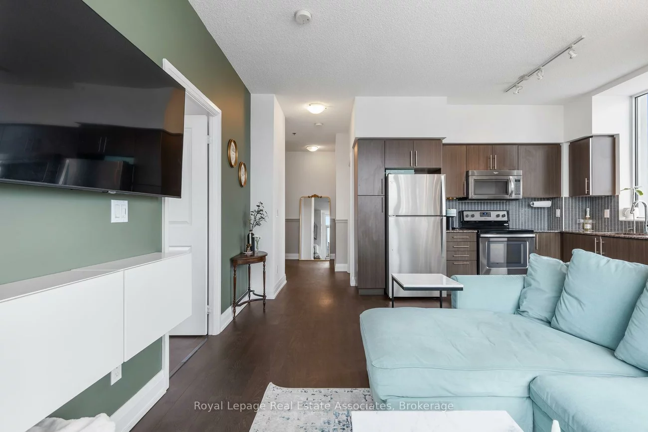 65, Speers, 1002 - CO Central, Oakville
