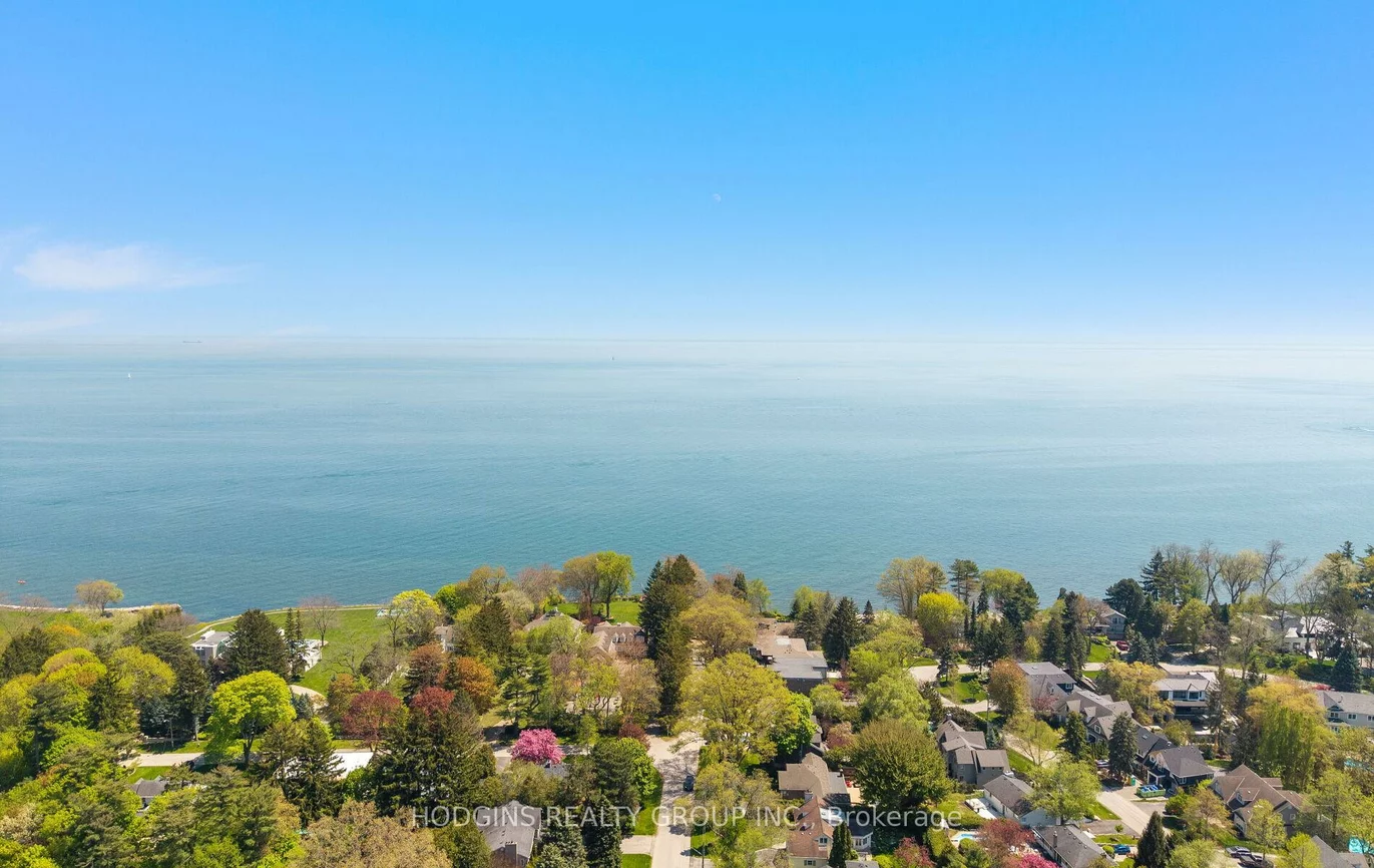 123, Maurice, 1002 - CO Central, Oakville