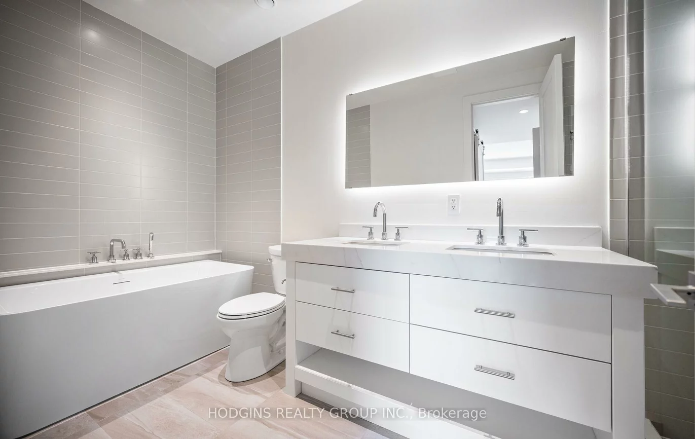123, Maurice, 1002 - CO Central, Oakville