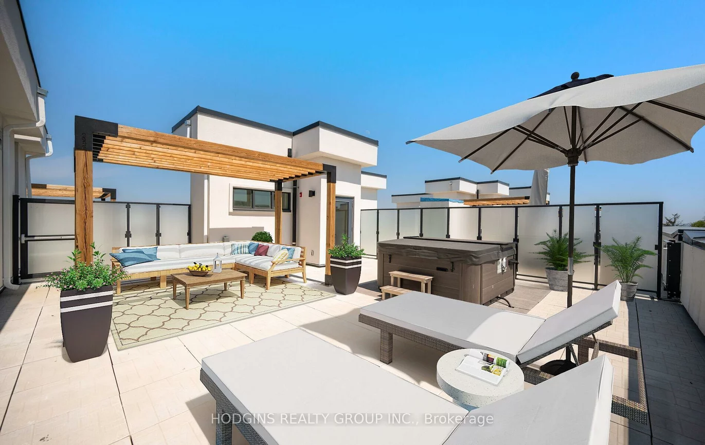123, Maurice, 1002 - CO Central, Oakville
