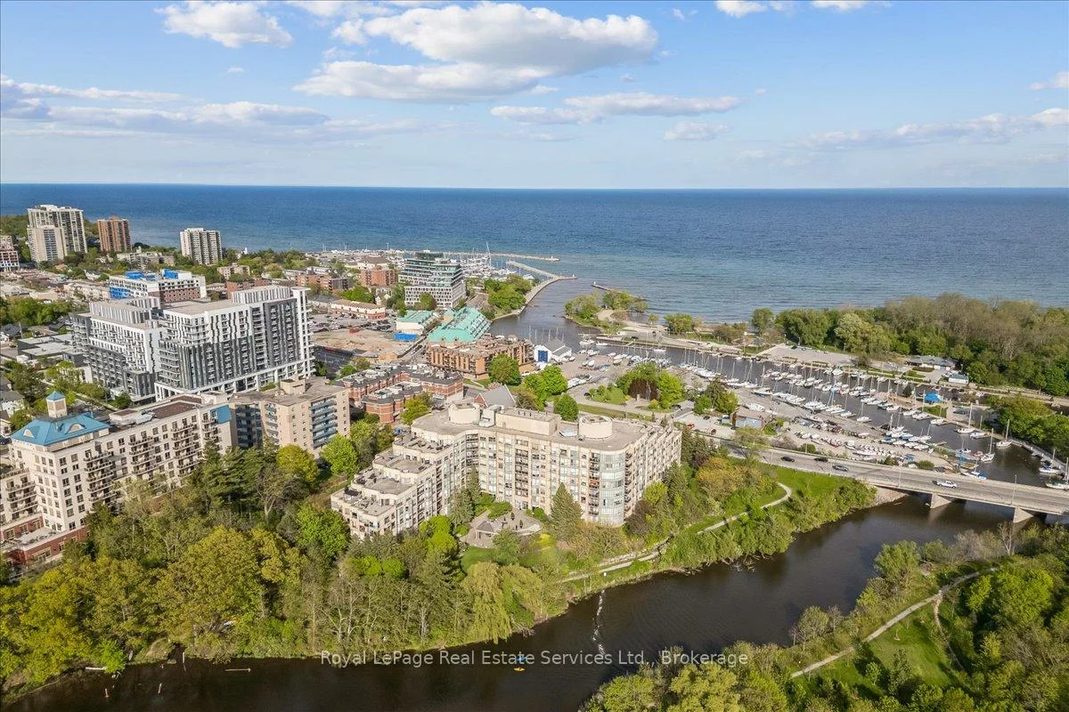 2511, Lakeshore, 1001 - BR Bronte, Oakville
