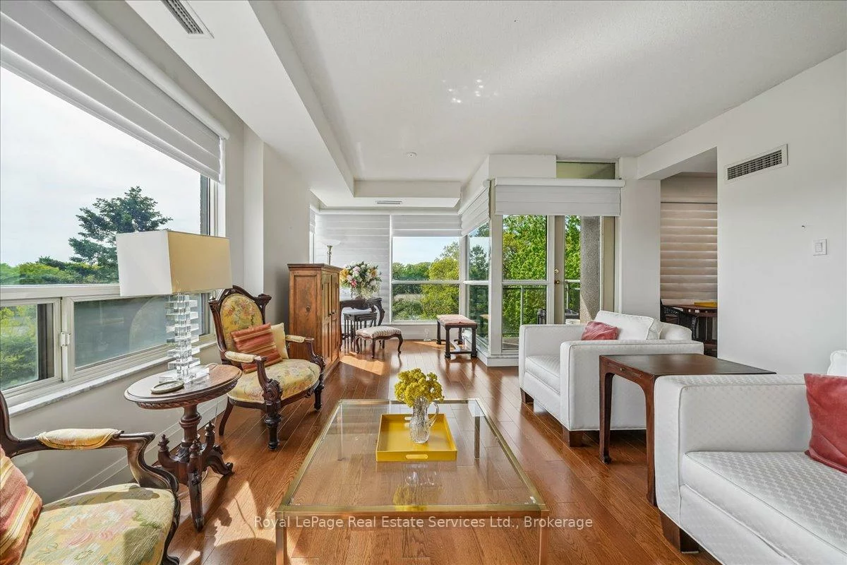 2511, Lakeshore, 1001 - BR Bronte, Oakville
