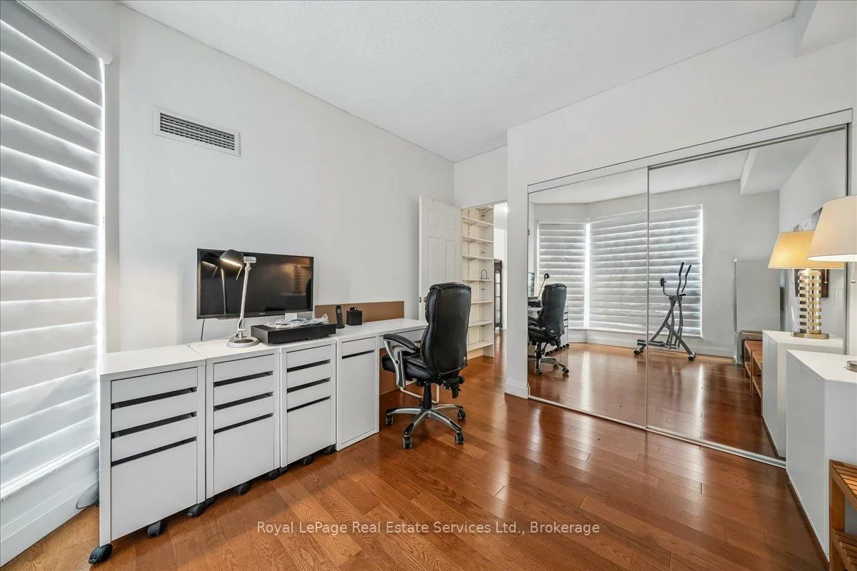 2511, Lakeshore, 1001 - BR Bronte, Oakville