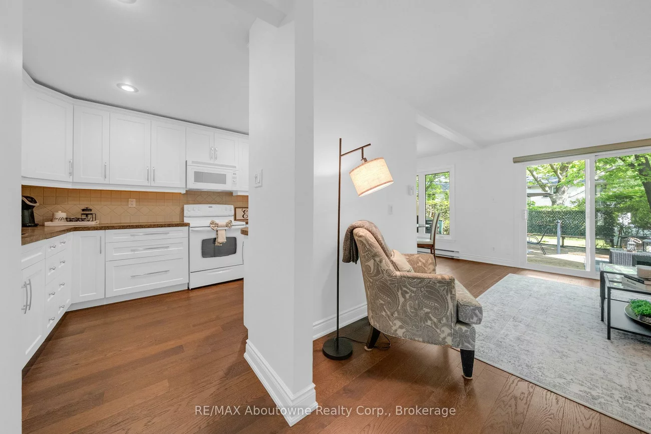 1270, Gainsborough, 1005 - FA Falgarwood, Oakville