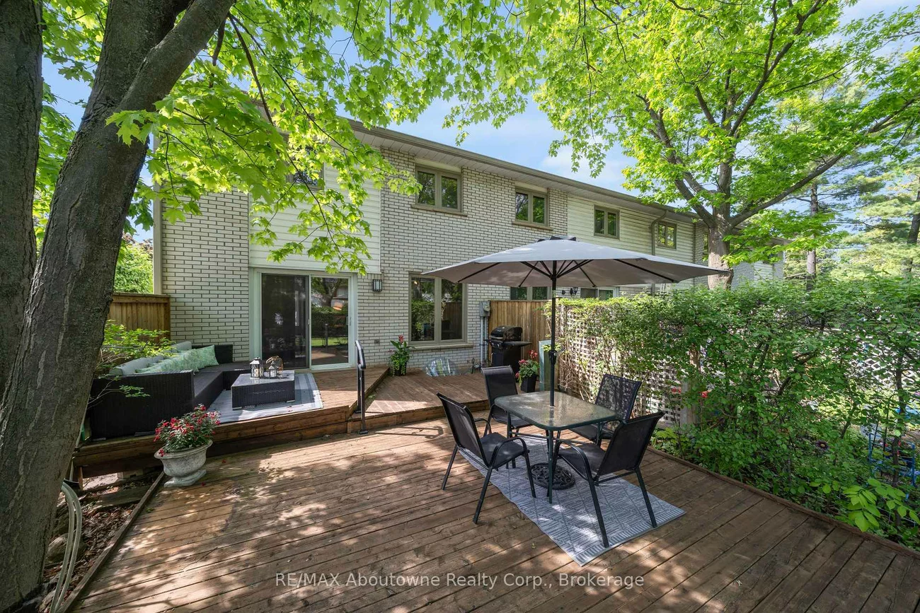 1270, Gainsborough, 1005 - FA Falgarwood, Oakville
