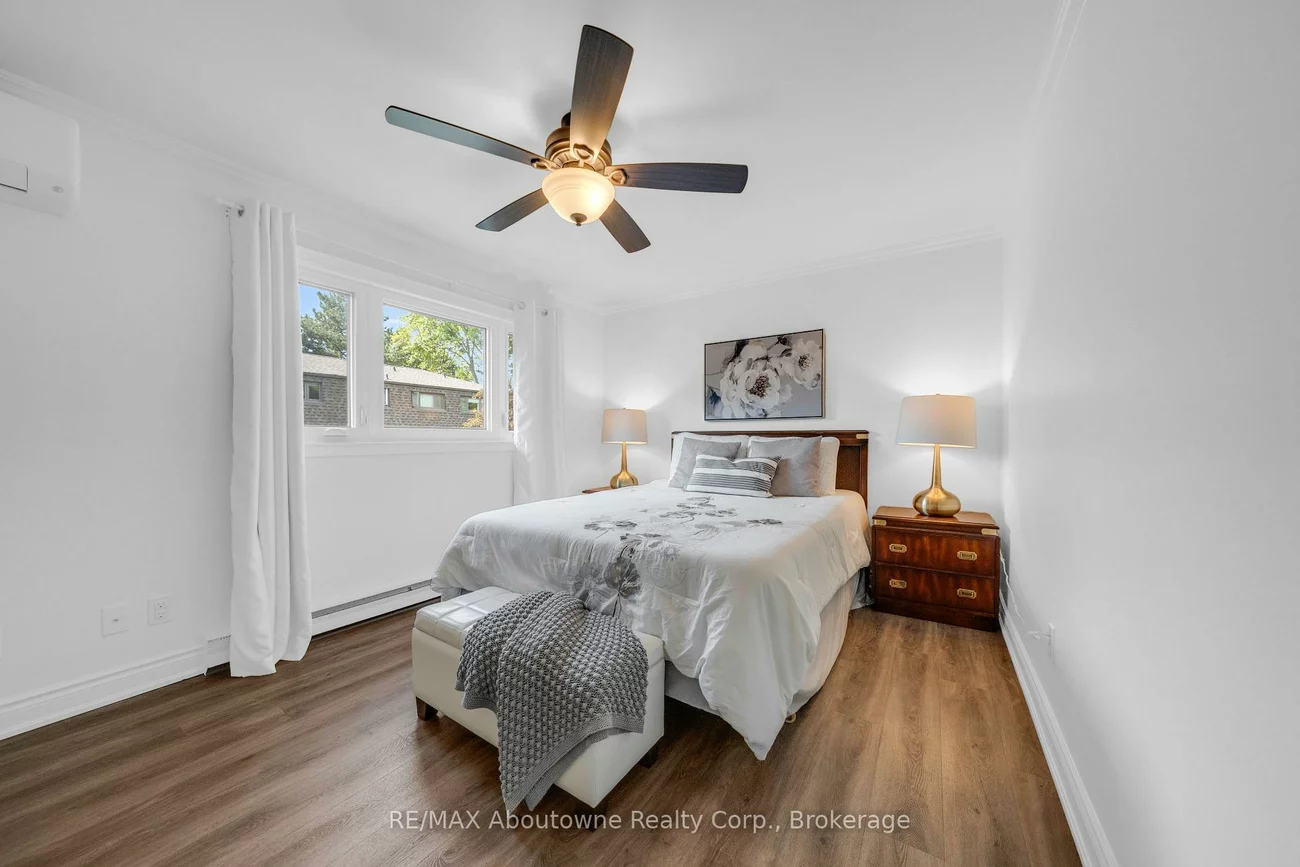 1270, Gainsborough, 1005 - FA Falgarwood, Oakville
