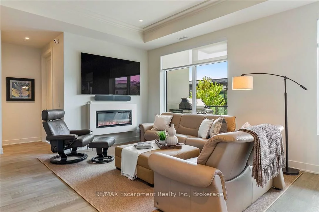 123, Maurice, 1002 - CO Central, Oakville