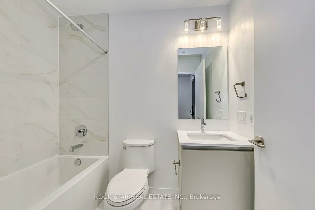 395, Dundas, 1008 - GO Glenorchy, Oakville
