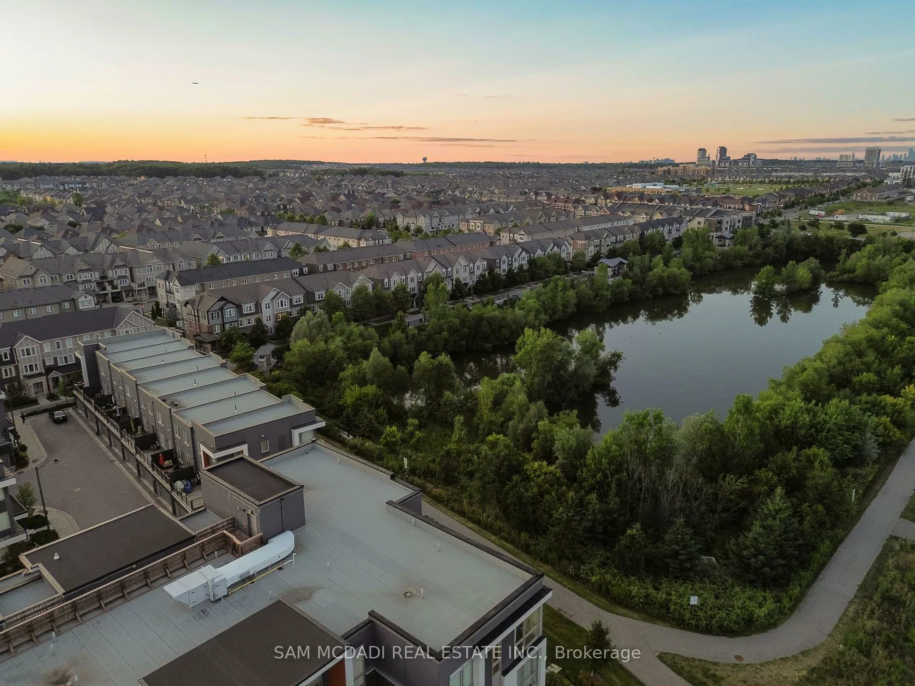 3006, Creekshore Common, 1008 - GO Glenorchy, Oakville