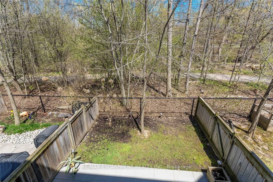 233, Duskywing, 1001 - BR Bronte, Oakville