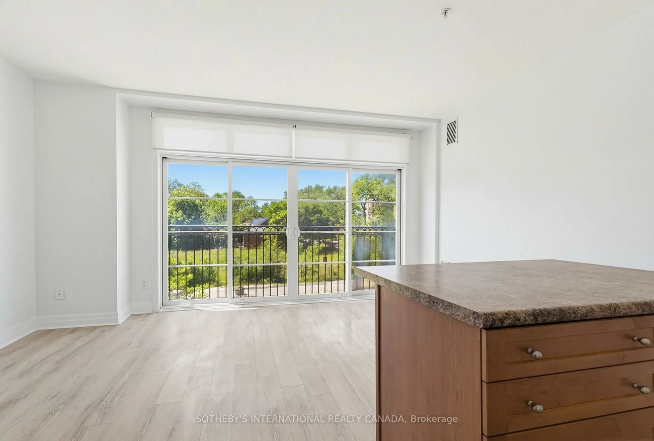 459, Kerr, 1002 - CO Central, Oakville