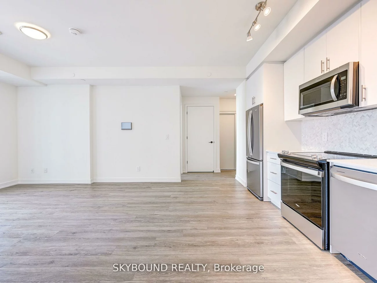 335, Wheat Boom, 1010 - JM Joshua Meadows, Oakville