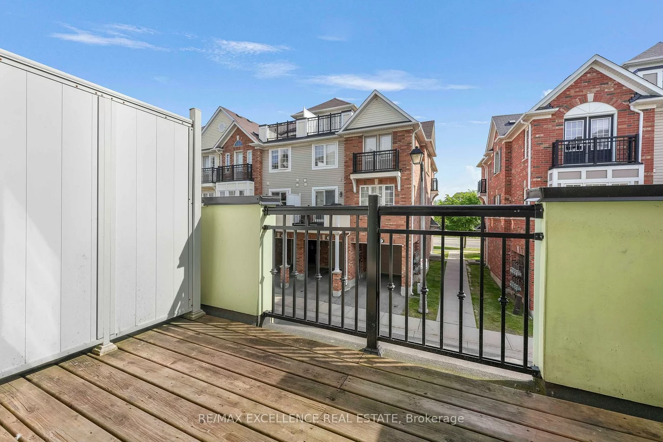 2614, Dashwood, 1022 - WT West Oak Trails, Oakville