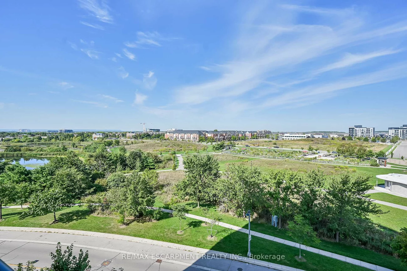 2365, Central Park, 1015 - RO River Oaks, Oakville