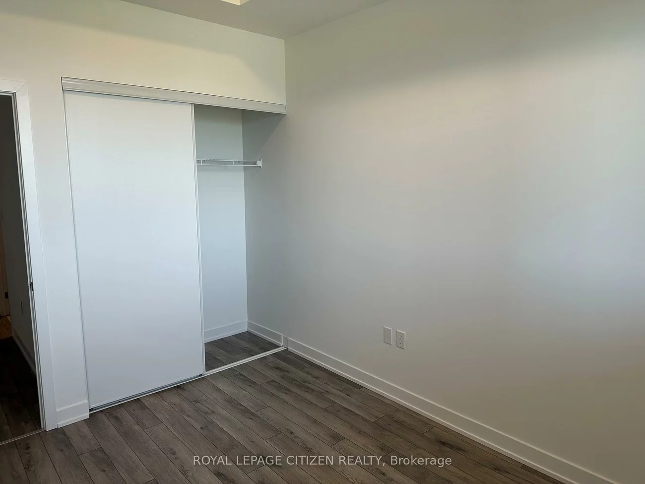 1005, Dundas, 1010 - JM Joshua Meadows, Oakville