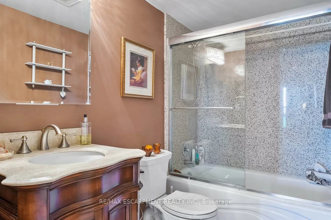 1359, White Oaks, 1005 - FA Falgarwood, Oakville