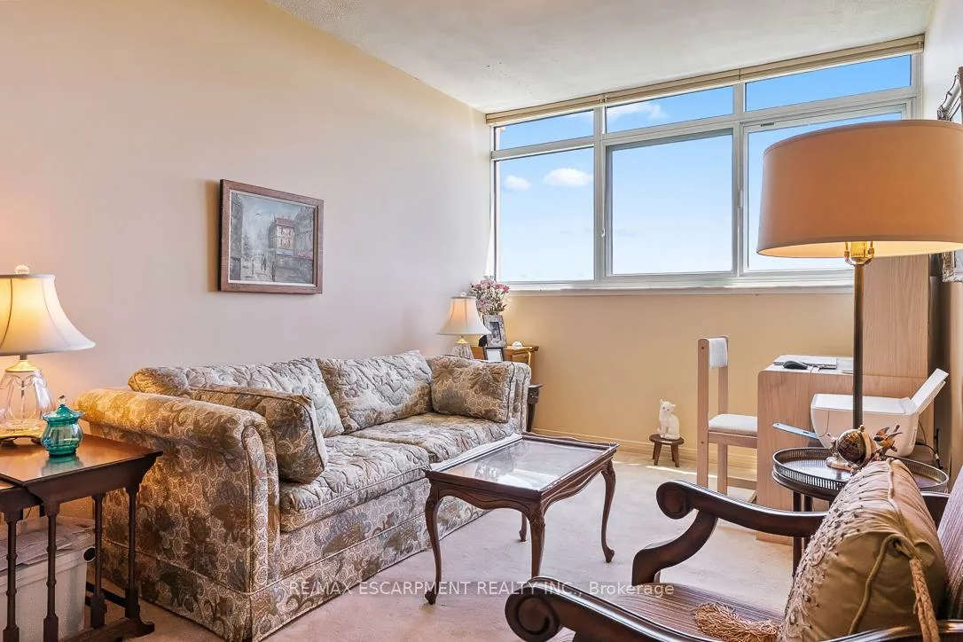 1359, White Oaks, 1005 - FA Falgarwood, Oakville