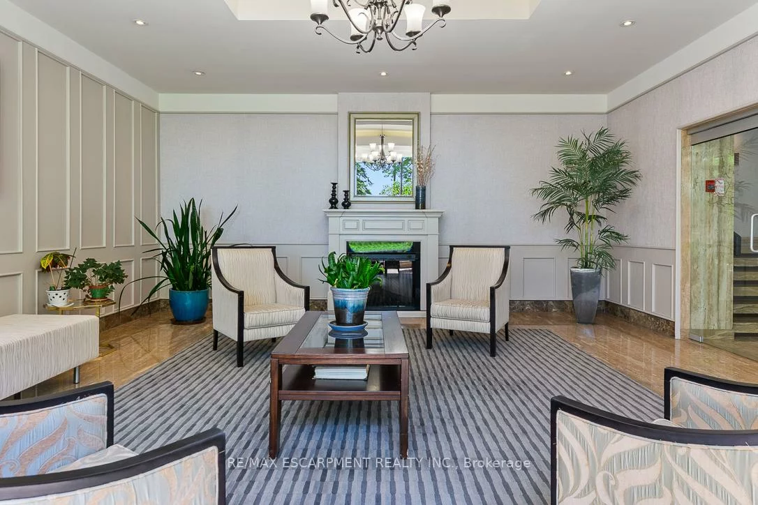1359, White Oaks, 1005 - FA Falgarwood, Oakville