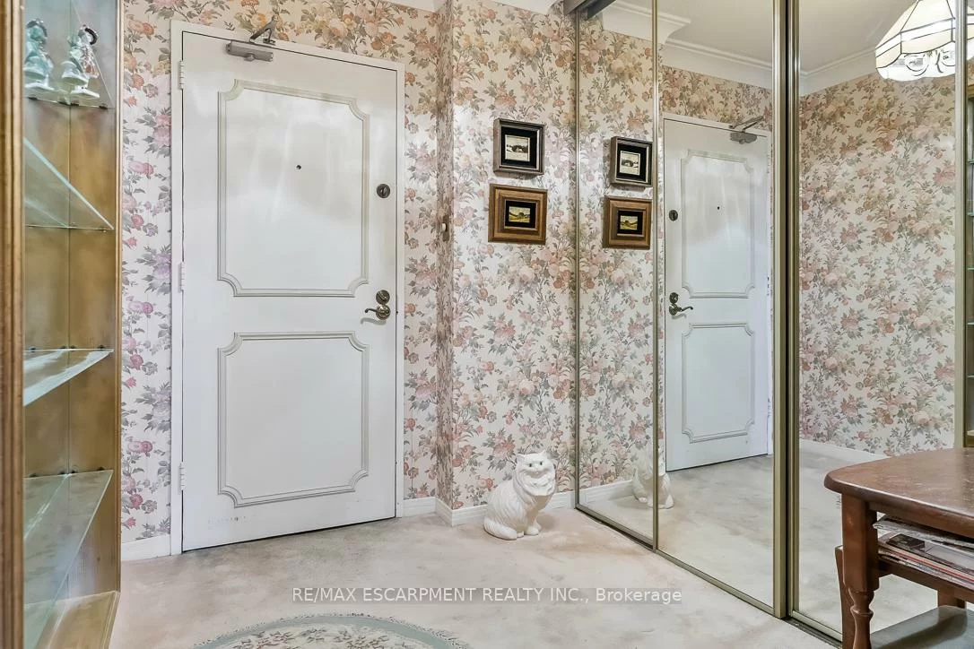 1359, White Oaks, 1005 - FA Falgarwood, Oakville