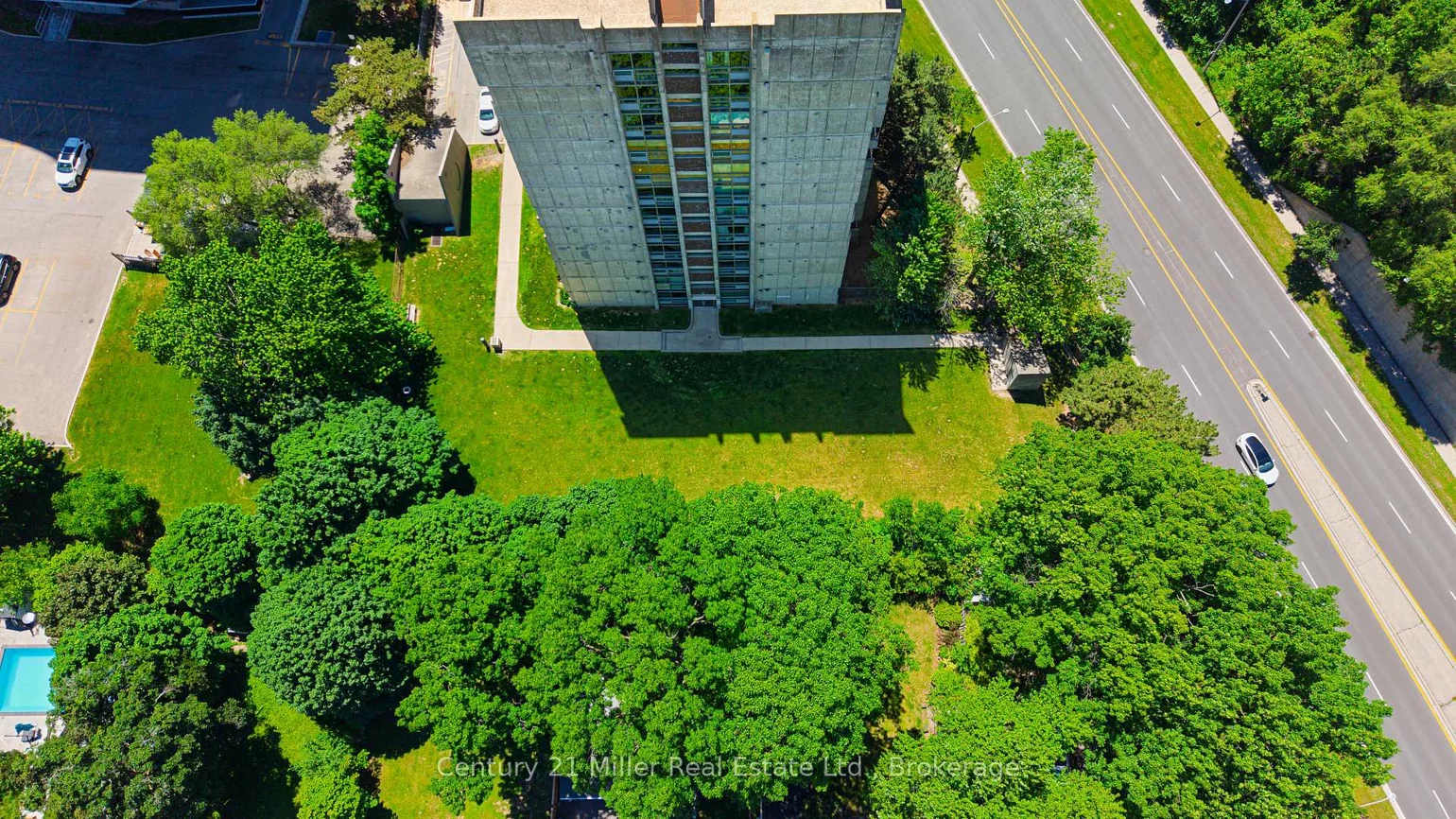20, Speers, 1002 - CO Central, Oakville