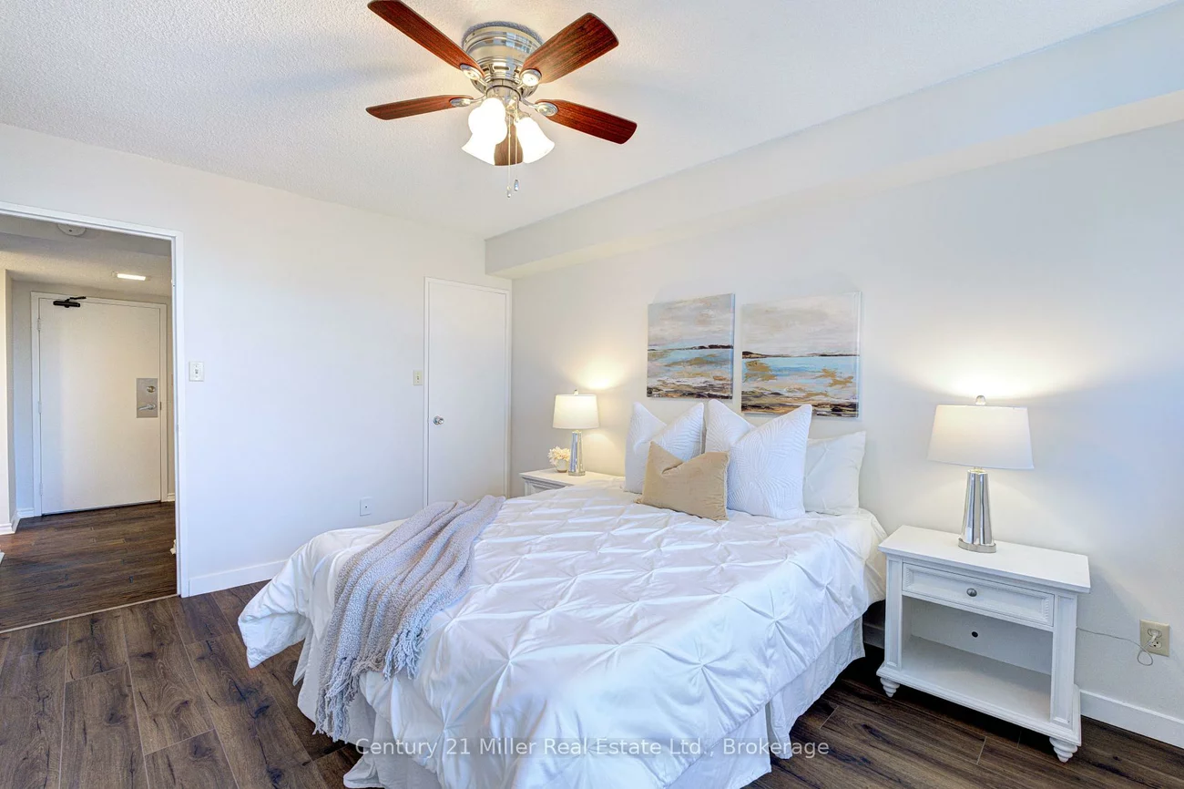 20, Speers, 1002 - CO Central, Oakville
