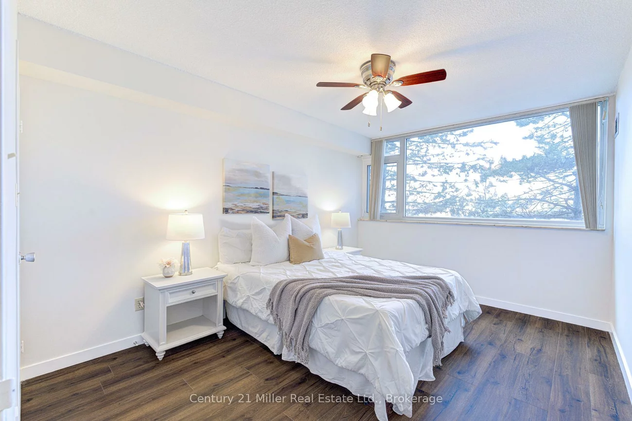 20, Speers, 1002 - CO Central, Oakville
