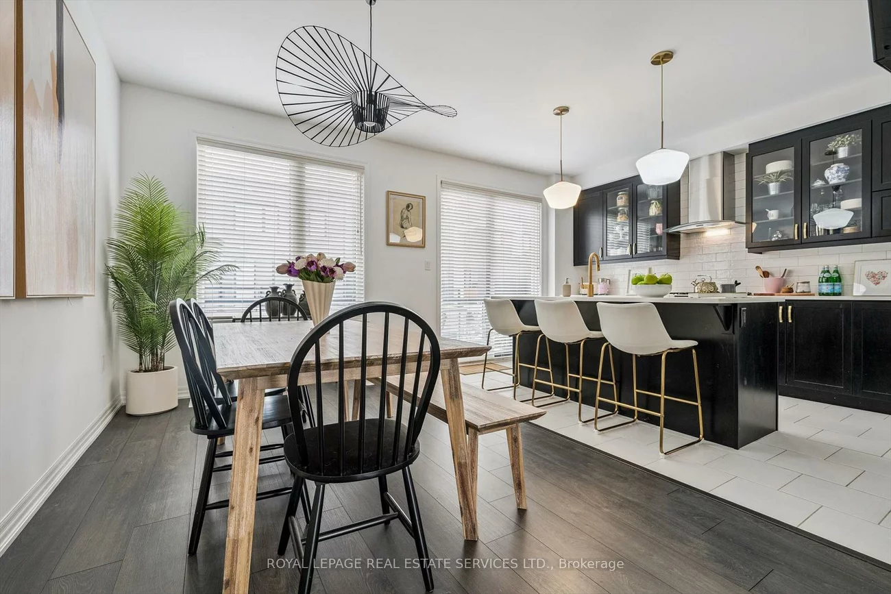 78, Huguenot, 1008 - GO Glenorchy, Oakville
