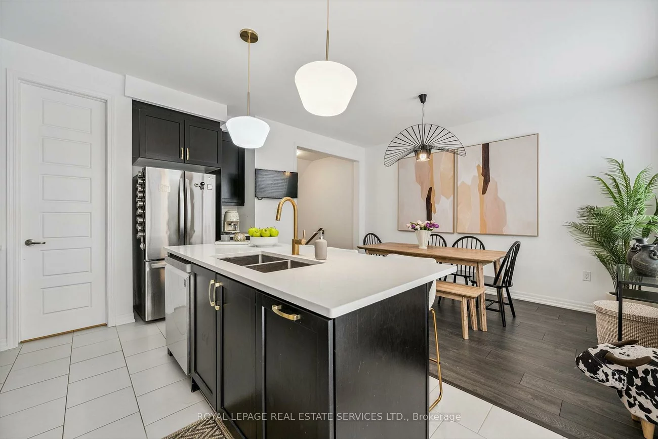 78, Huguenot, 1008 - GO Glenorchy, Oakville