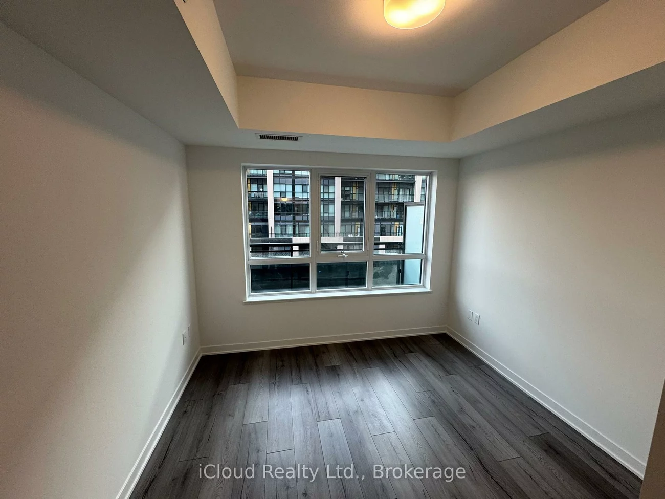 395, Dundas, 1008 - GO Glenorchy, Oakville