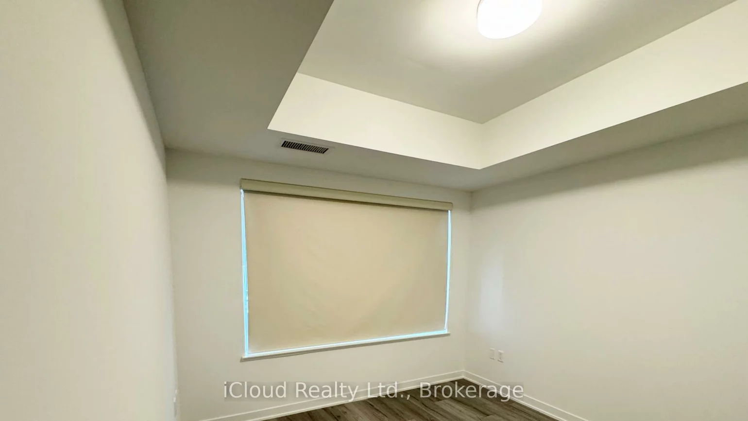 395, Dundas, 1008 - GO Glenorchy, Oakville