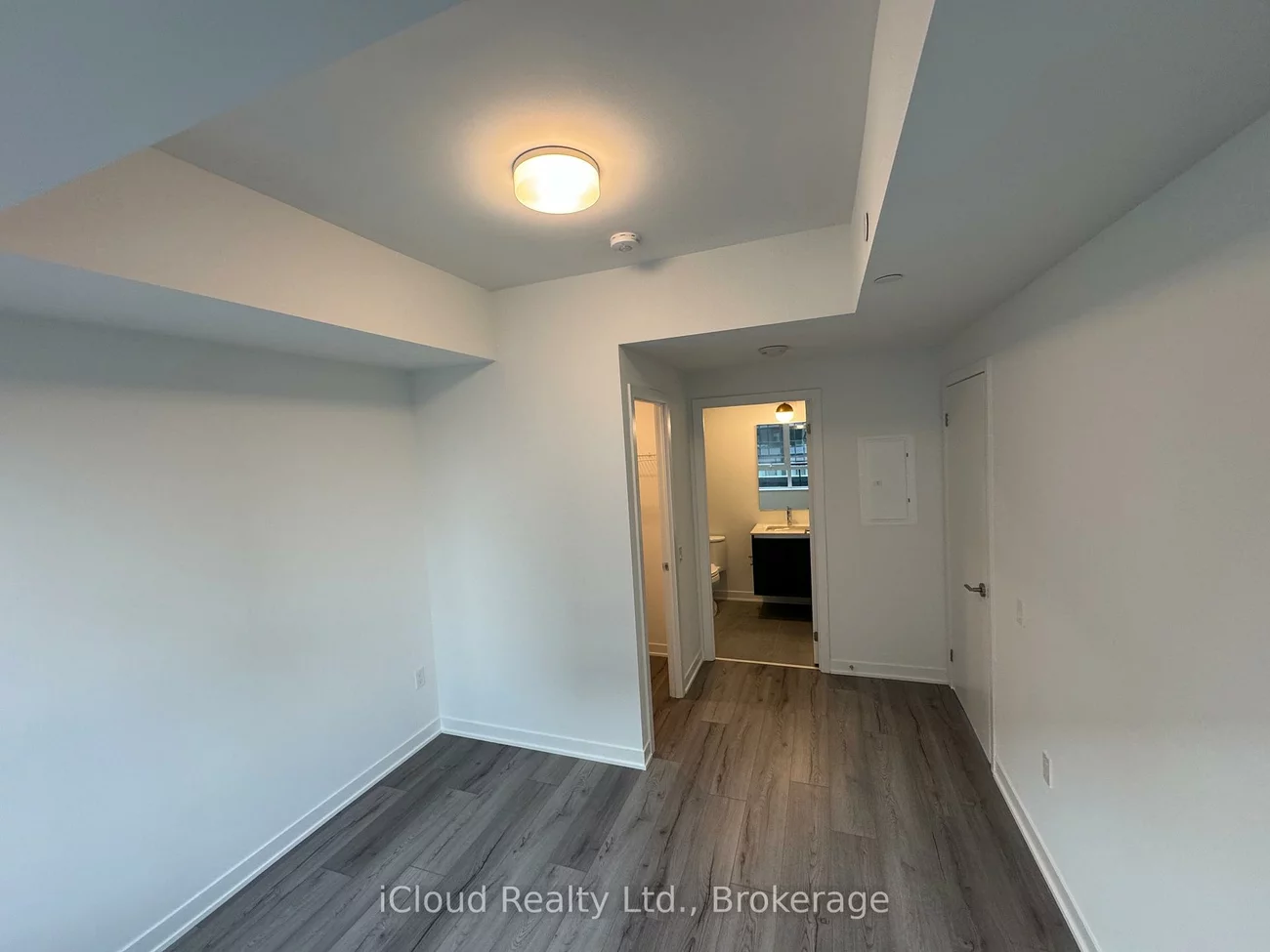 395, Dundas, 1008 - GO Glenorchy, Oakville
