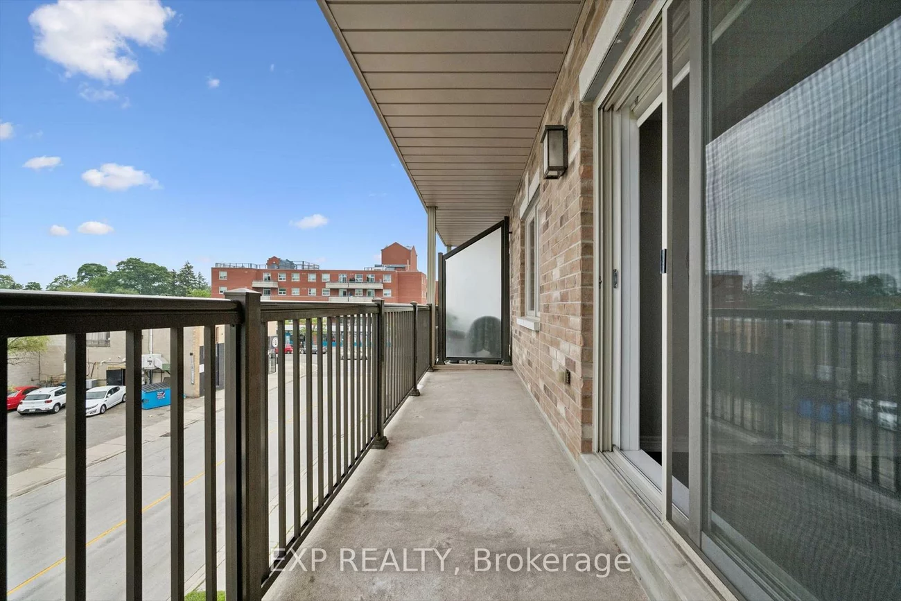73, Washington, 1002 - CO Central, Oakville