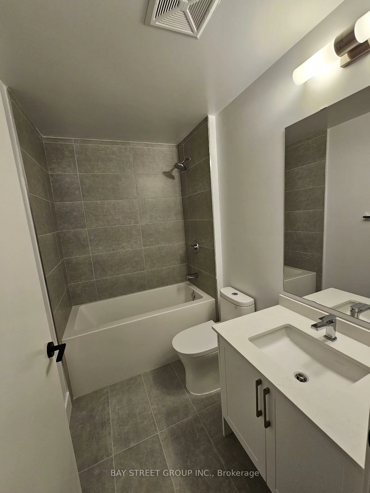 2450, Old Bronte, 1019 - WM Westmount, Oakville