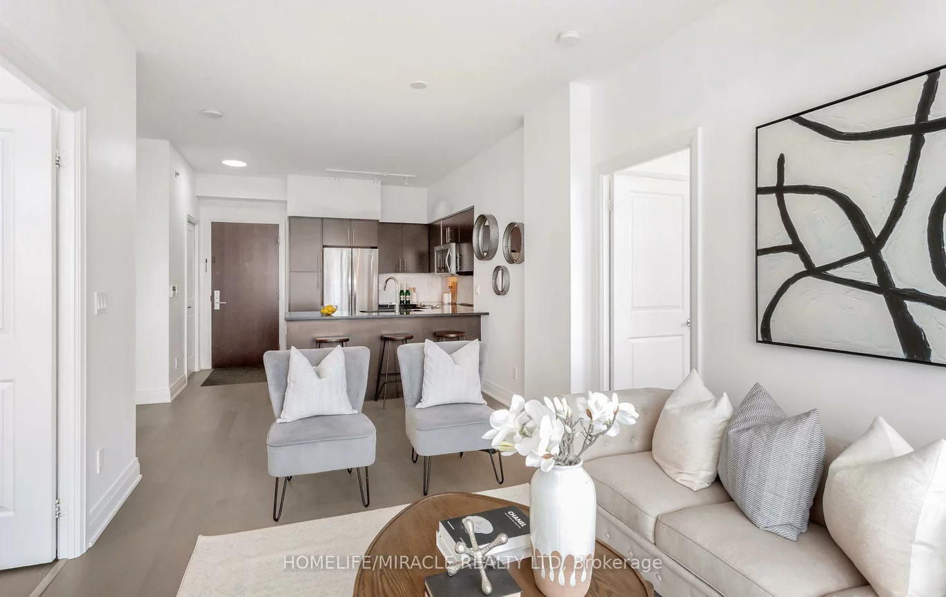 55, Speers, 1002 - CO Central, Oakville