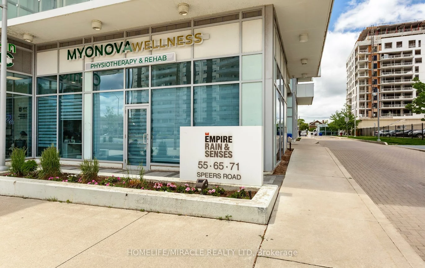 55, Speers, 1002 - CO Central, Oakville